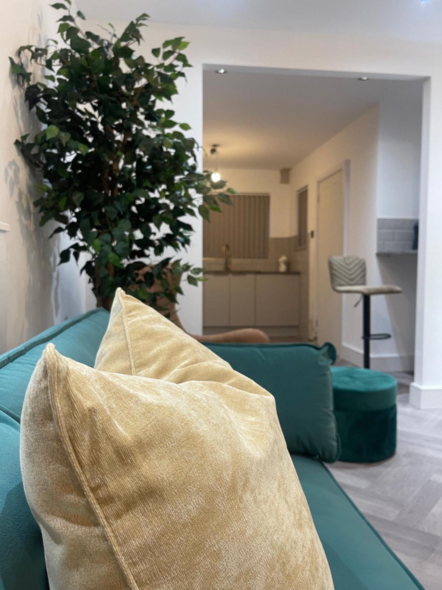 Ilayda Stays - 22 Alexandra Street ポート・タルボット エクステリア 写真